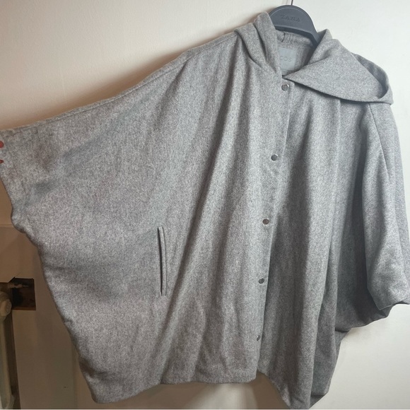 COS Gray Wool Cape - Picture 3 of 6